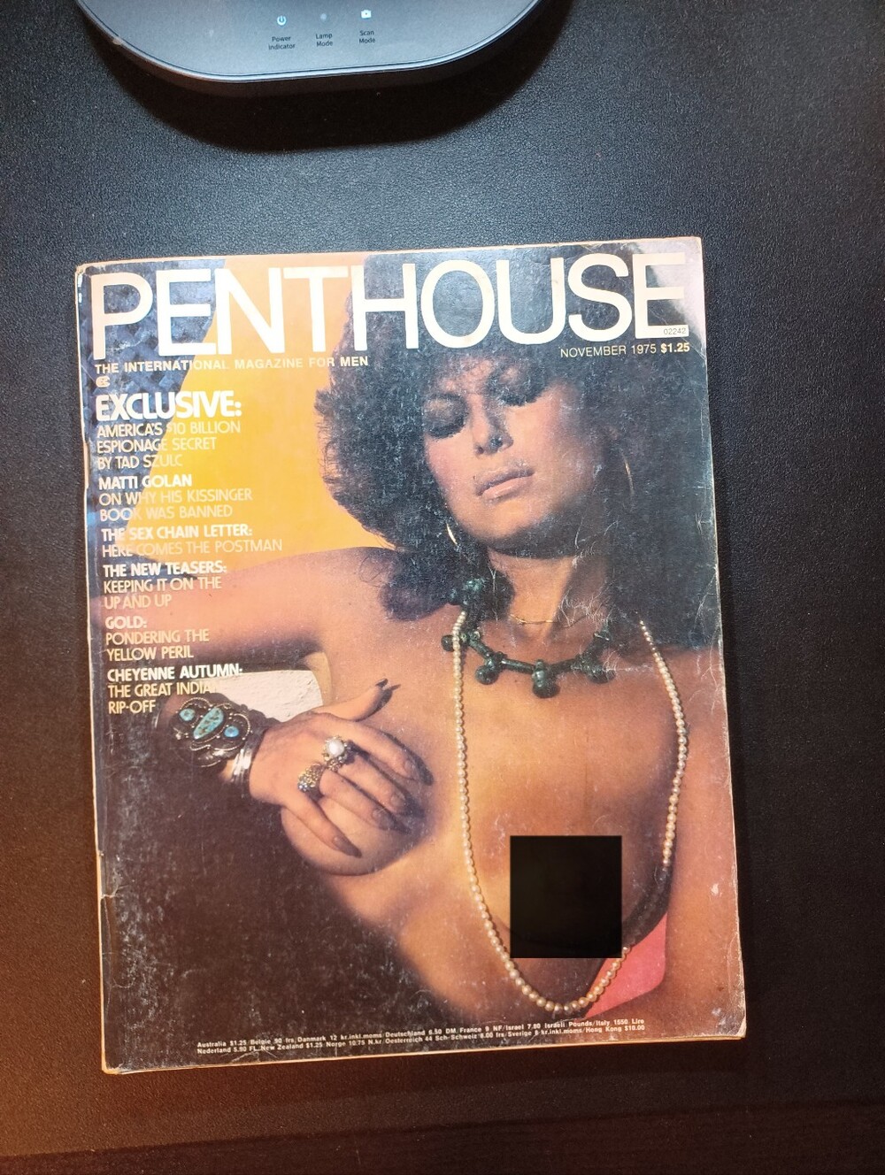 Magazine Featuring Bonnie Dee Wilson